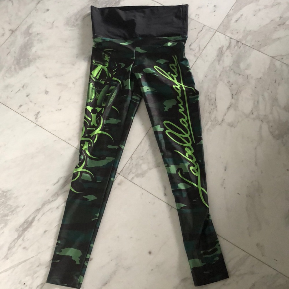 LA BELLA MAFIA workout leggings